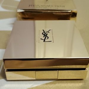YSL Touche Eclat Le Cushion Foundation